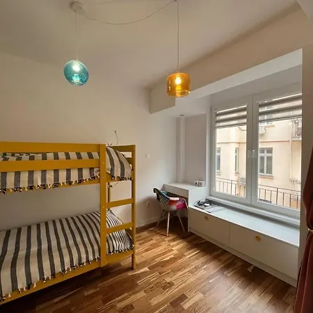 Family Friendly Downtown Apartment Sofia