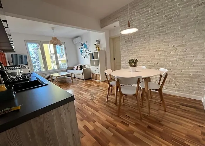 Family Friendly Downtown * Sofia