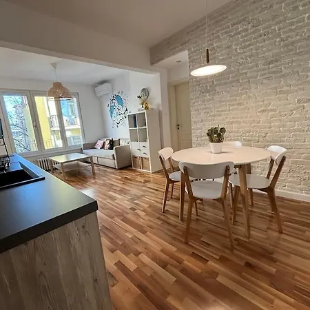 Family Friendly Downtown * Sofia